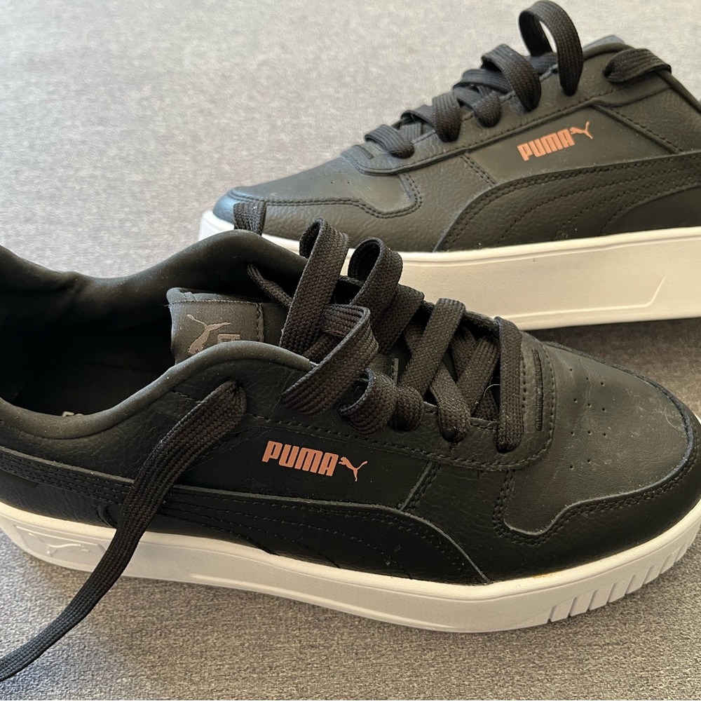 PUMA Carina street sneakers - like new